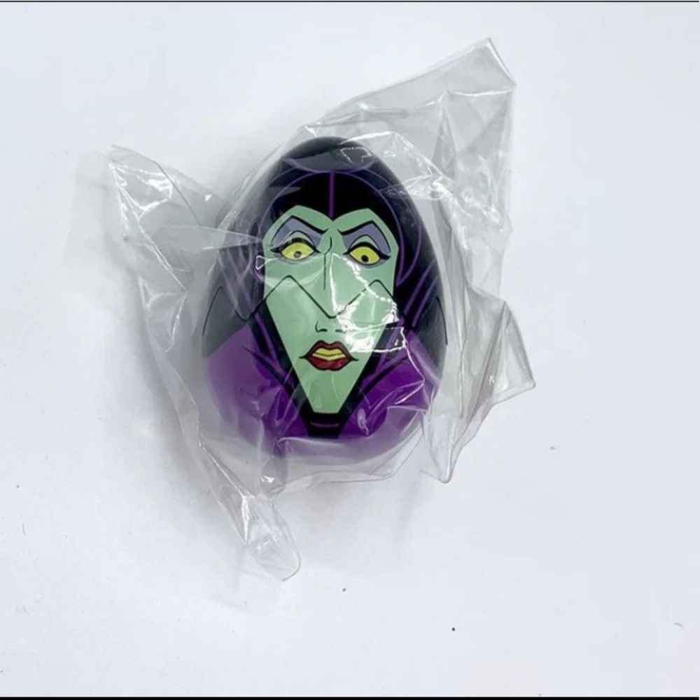 RARE! DISNEY MALEFICENT EASTER EGG NEW